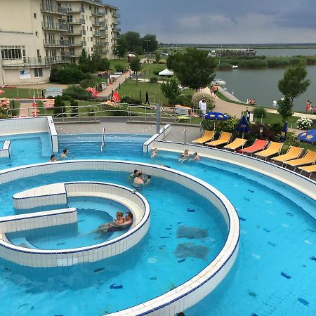 Aqua Apartman Superior Веленце Екстер'єр фото