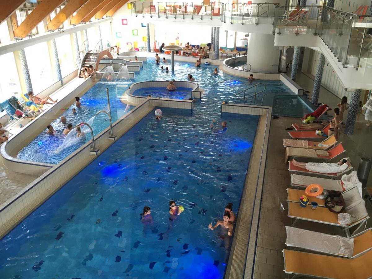 Aqua Apartman Superior Веленце Екстер'єр фото